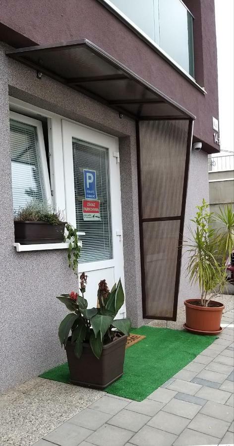 Huncovska 14 Apartment Kosice Luaran gambar